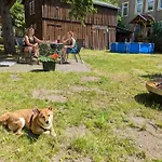 Urlaubsmagie - Tagtraum - Garten Mit Terrasse & Saisonaler Pool *