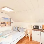 Holiday home Urlaubsmagie - Ferienwohnung Tagtraum - Garten Mit Terrasse & Saisonaler Pool *