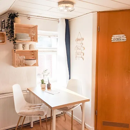 Dom wakacyjny H4 - Urlaubsmagie - Kleiner Wohlfuehlort Mit Pool *